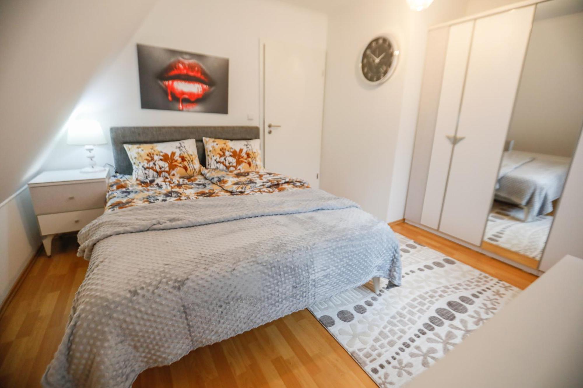 Turis Ferienwohnung 65-3 Triberg im Schwarzwald Bagian luar foto
